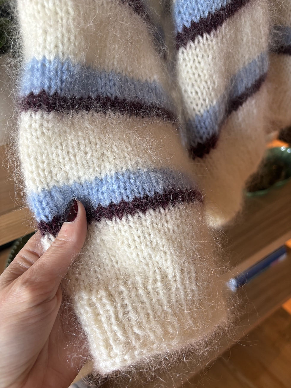 Miniatyrbilde: NAMI SWEATER / / english