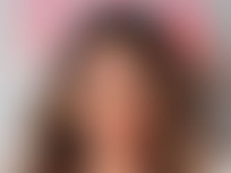 Lili Spada - A paixão por cirurgias plásticas virou seu sucesso