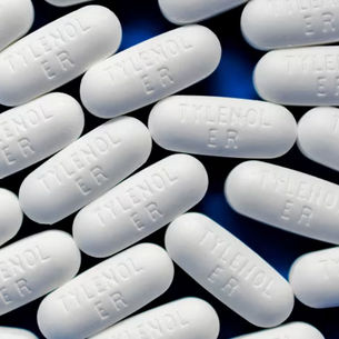 Trump’s Tylenol warning to pregnant women sparks national backlash and scientific scrutiny