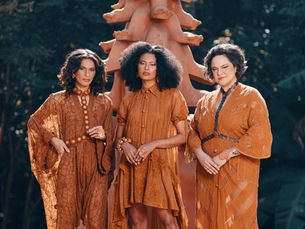 Thear Vestuário estreia no SPFW com Coleção Jardins de Poteiro