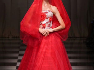 Romance and Power: Giorgio Armani Shines at Winter 2023 Haute Couture