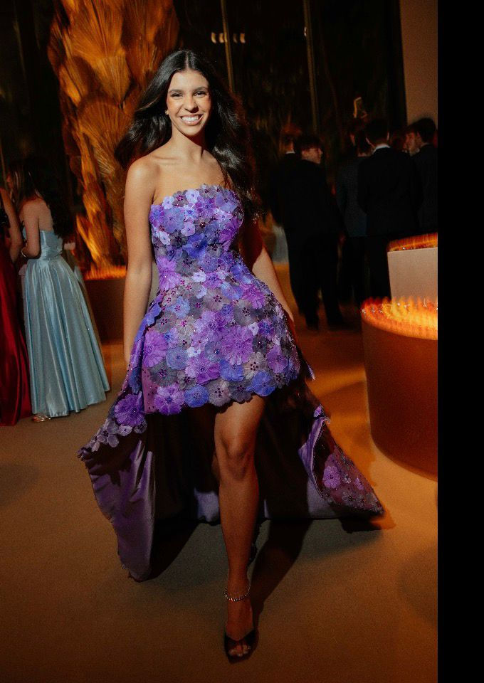 Estilista Charles Hermann assina vestido de debutante em festa avaliada em mais de R$ 1,5 milhão 