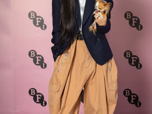 Demi Moore: A Elegance and Timeless Style of a Hollywood Icon