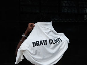 Draw Clout - Moda, comunidade e propósito em ritmo constante