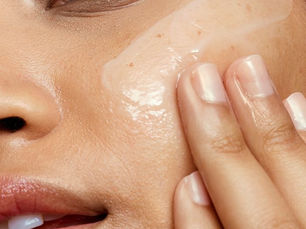 Beauty trends: o que é mito e verdade sobre as tendências de skincare nas redes sociais?