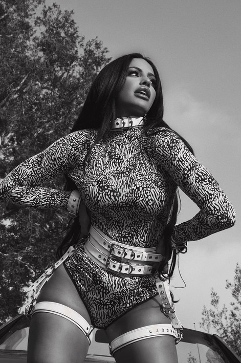 Duda Castro for Hooks Magazine