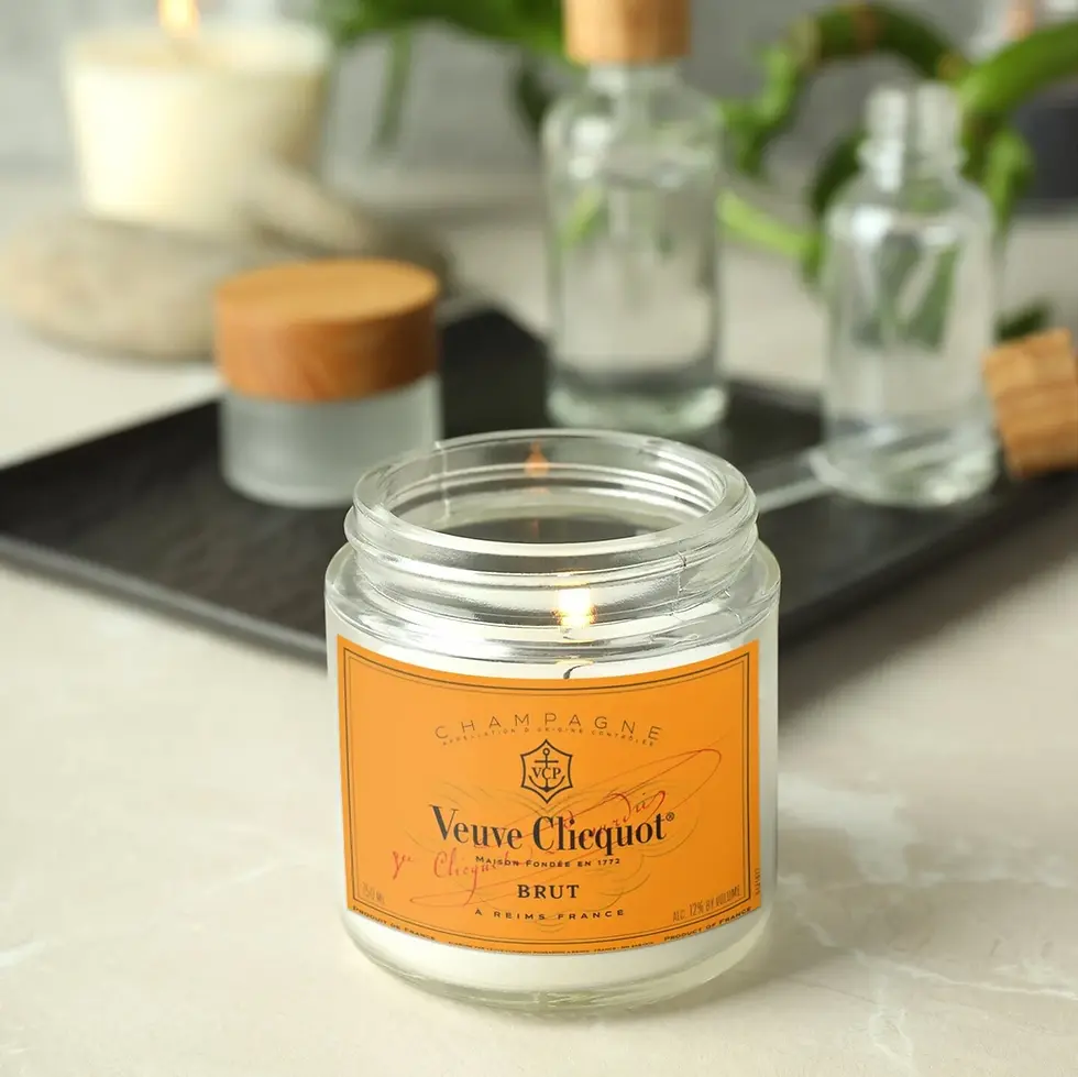 Thumbnail: Veuve Clicquot scented candle