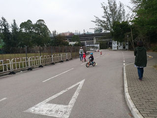 Wow..... Alexandra can control very well in his 2nd lesson!!