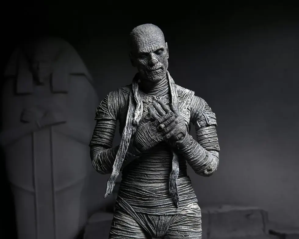 Thumbnail: NECA UNIVERSAL MONSTERS (B/W) MUMMY ULTIMATE 7" SCALE FIGURE