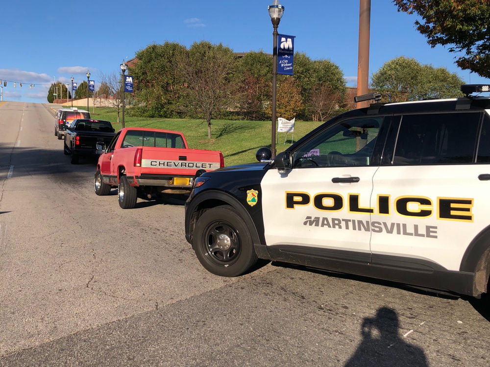 Star News van crashes into multiple vehicles in Martinsville