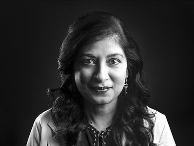 Nanda-LENZ head shot.jpg