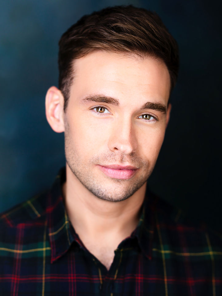 Tyler Humphries Headshot.jpg