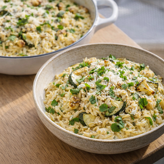 pesto, roasted cauliflower & courgette orzo