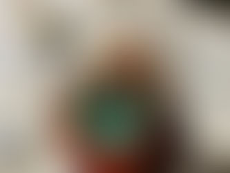 La résine, une matière poétique au cœur du bijou bohème