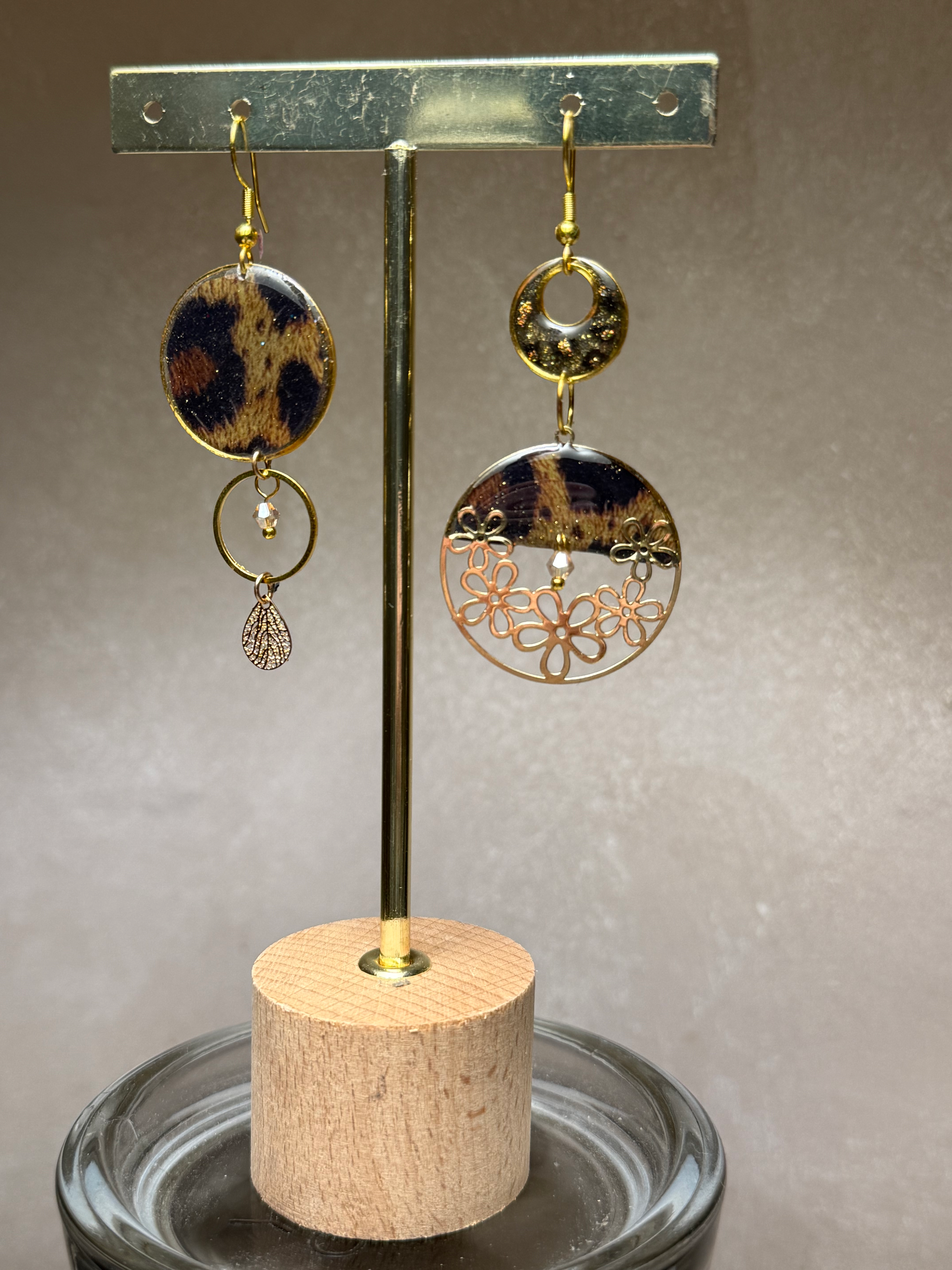 Boucles d'oreilles asymétriques