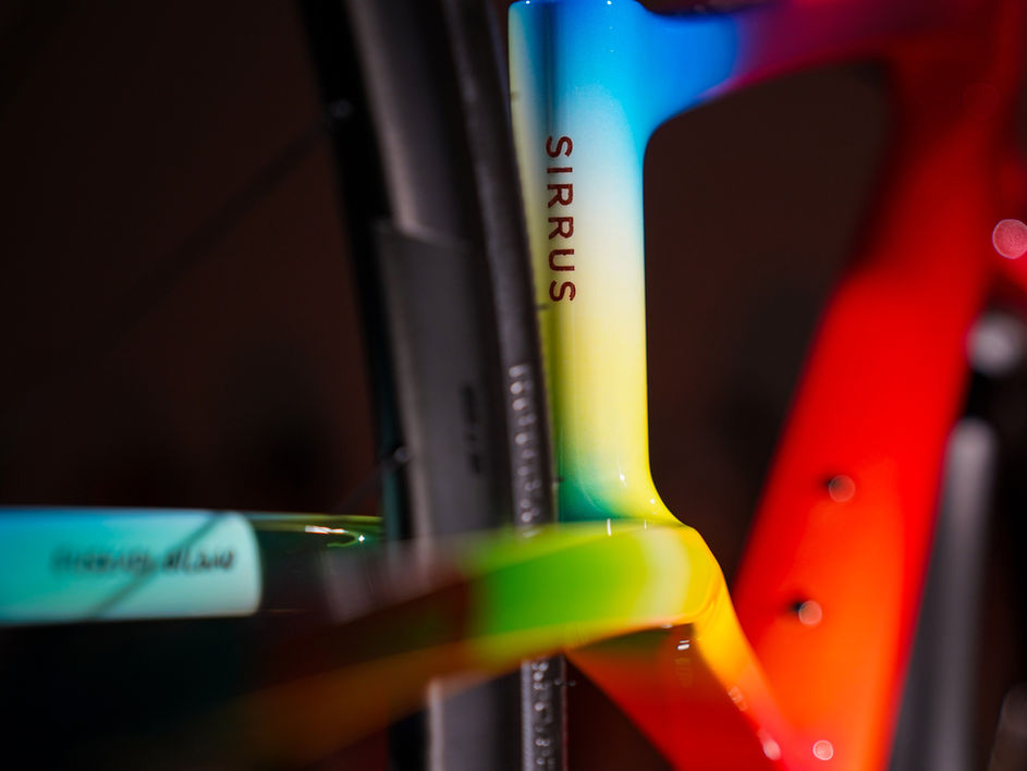 specializedsirrusx illusiontwo bici bottega glass paint custom painted bespoke painted artifacts