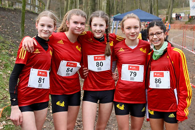 Unsere U16-Mädchenmannschaft bei den Landesmeisterschaen im Crossluf. Foto: Heuemann