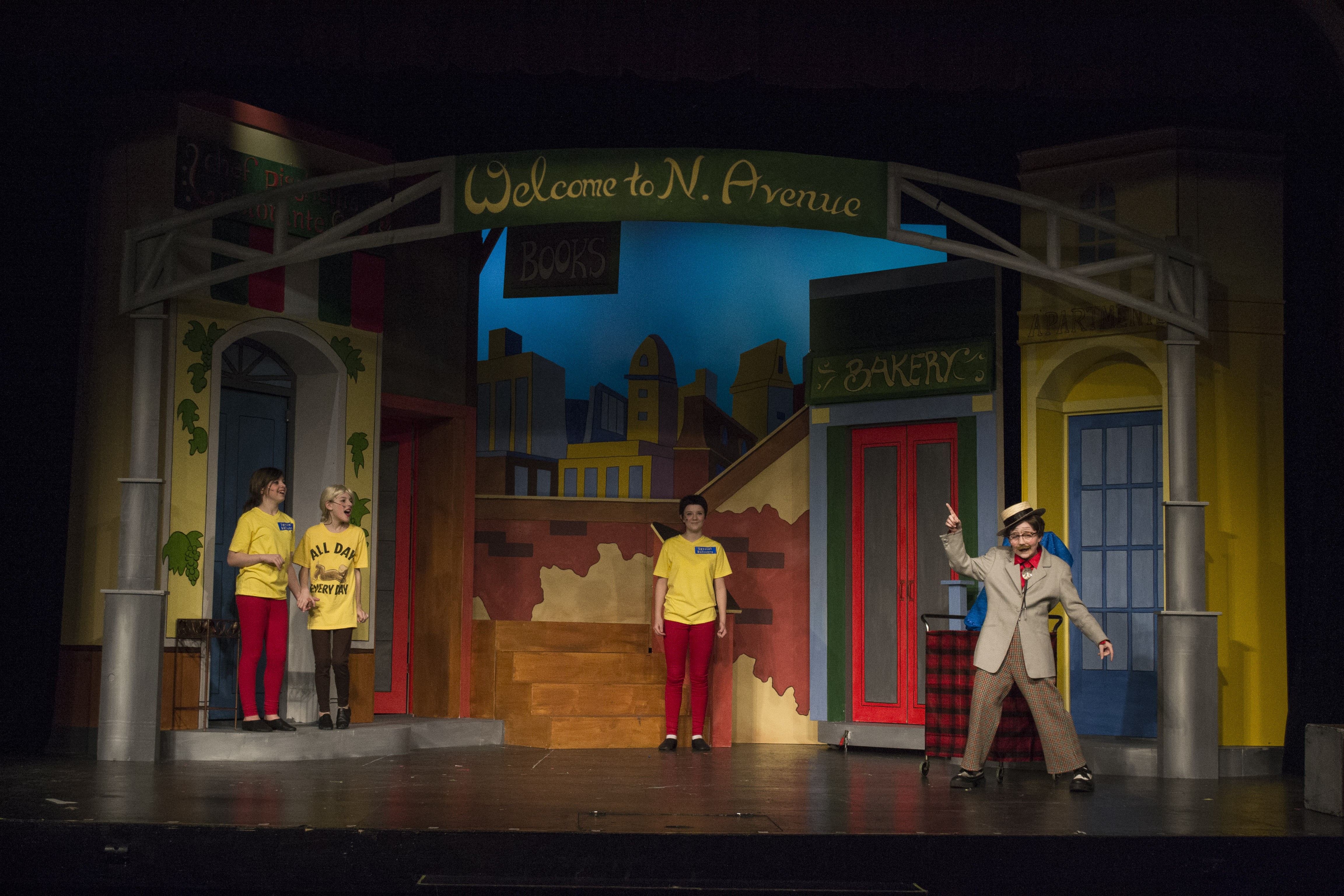 CURIOUS GEORGE: THE GOLDEN MEATBALL