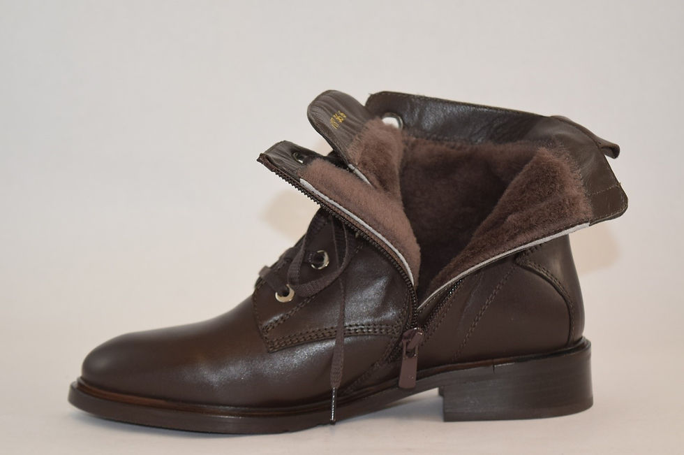 Thumbnail: Tsakiris Mallas 6197 Leather Ankle Boots