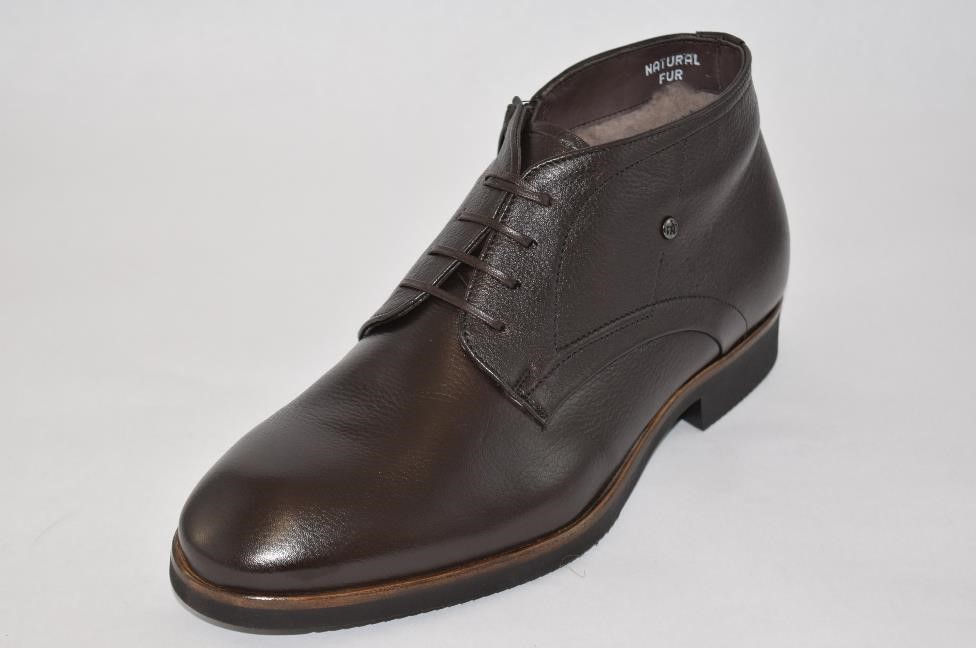 Brown Leather Ankle boot with laces and fur inner