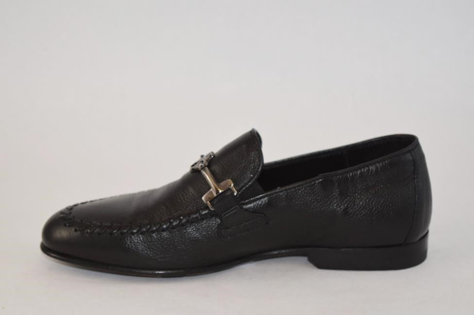 Thumbnail: Black Leather Dress Loafer with metallic Logo buckle