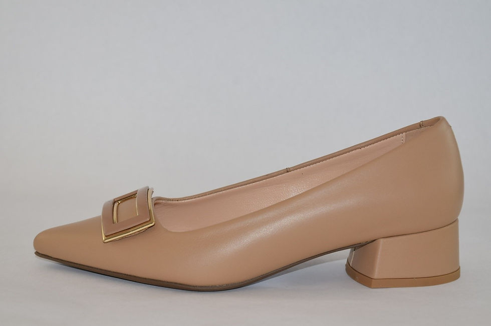 Thumbnail: Beige Leather Kitten Block Heel Pump