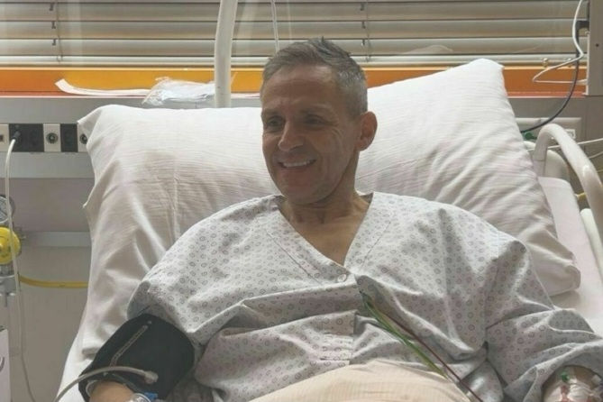 Paolo Campolo, ricoverato presso l’ospedale di Sion, in Svizzera, poiché ha riportato ustioni e un’intossicazione da fumo in seguito all’incendio.