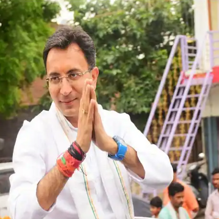 पिता जीतेंद्र प्रसाद ने दी थी सोनिया गांधी को 'चुनौती', अब जितिन प्रसाद ने हाथ छोड़ा कर थामा कमल