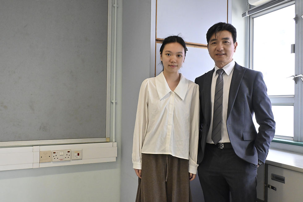 「校園感恩故事徵集計劃」《特別嘉許獎》黃心怡同學&李蹊言副校長