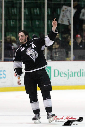 Zack saying farewell to all of his fans in Gatineau