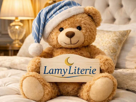 La majorité des problèmes de literie viennent de :  Fabrication industrielle étrangère  Matériaux bas de gamme  Manque de conseil  La solution : choisir une literie durable, fabriquée localement, pensée pour le confort et les besoins spécifiques.