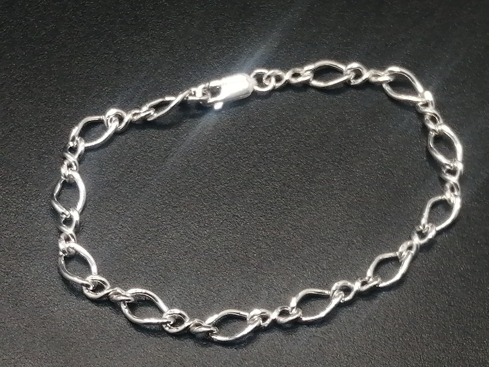 Thumbnail: 925 Silver Infinity Knot & Ovals Bracelet