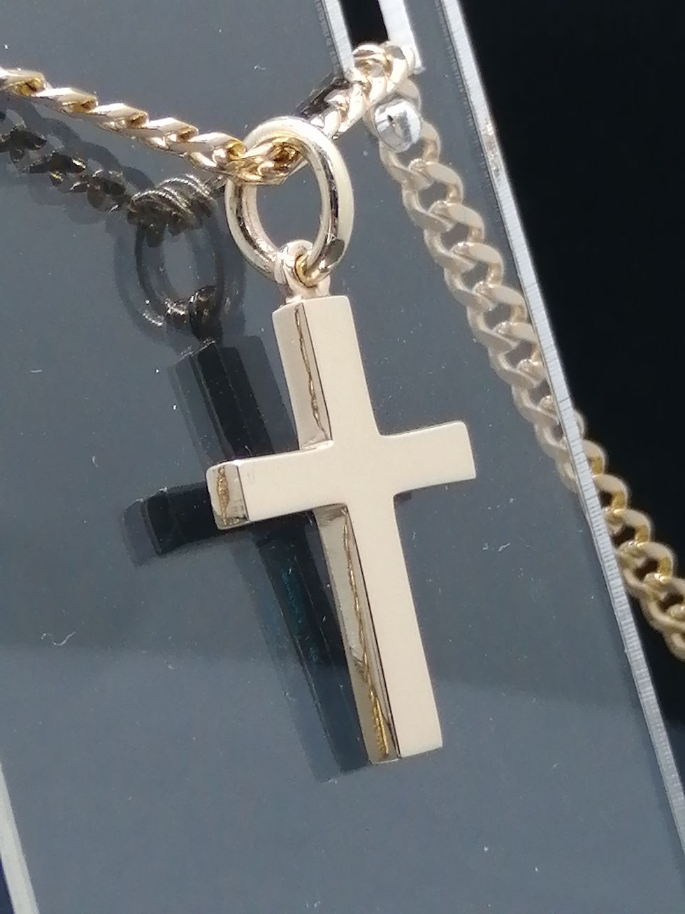 Thumbnail: 9ct Yellow Gold Plain Cross Pendant