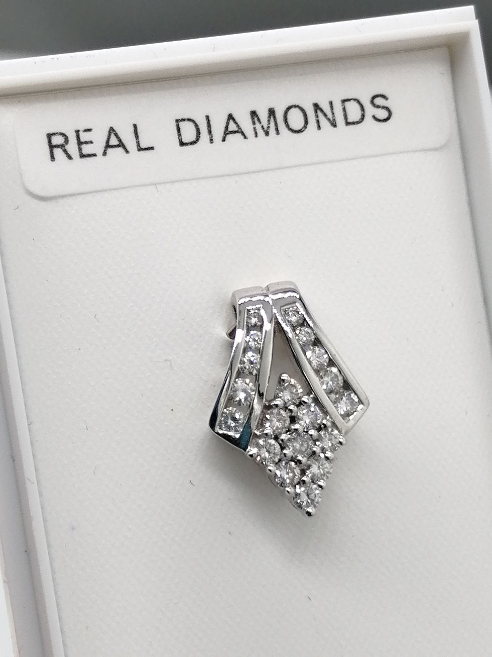 Thumbnail: 18ct White Gold Diamond Fancy Droplet Pendant