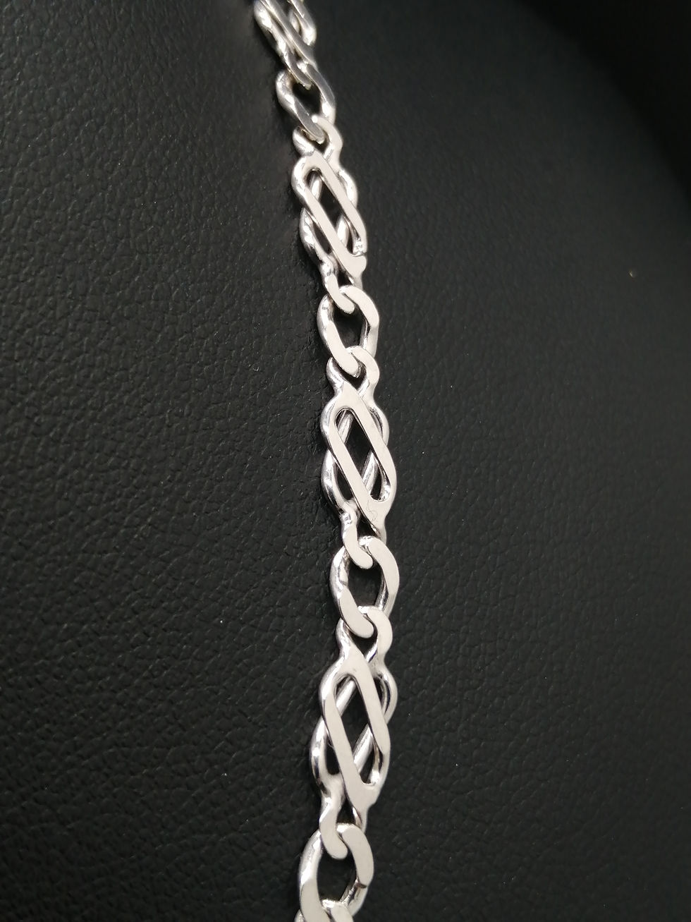 Thumbnail: 9ct White Gold Celtic Chain
