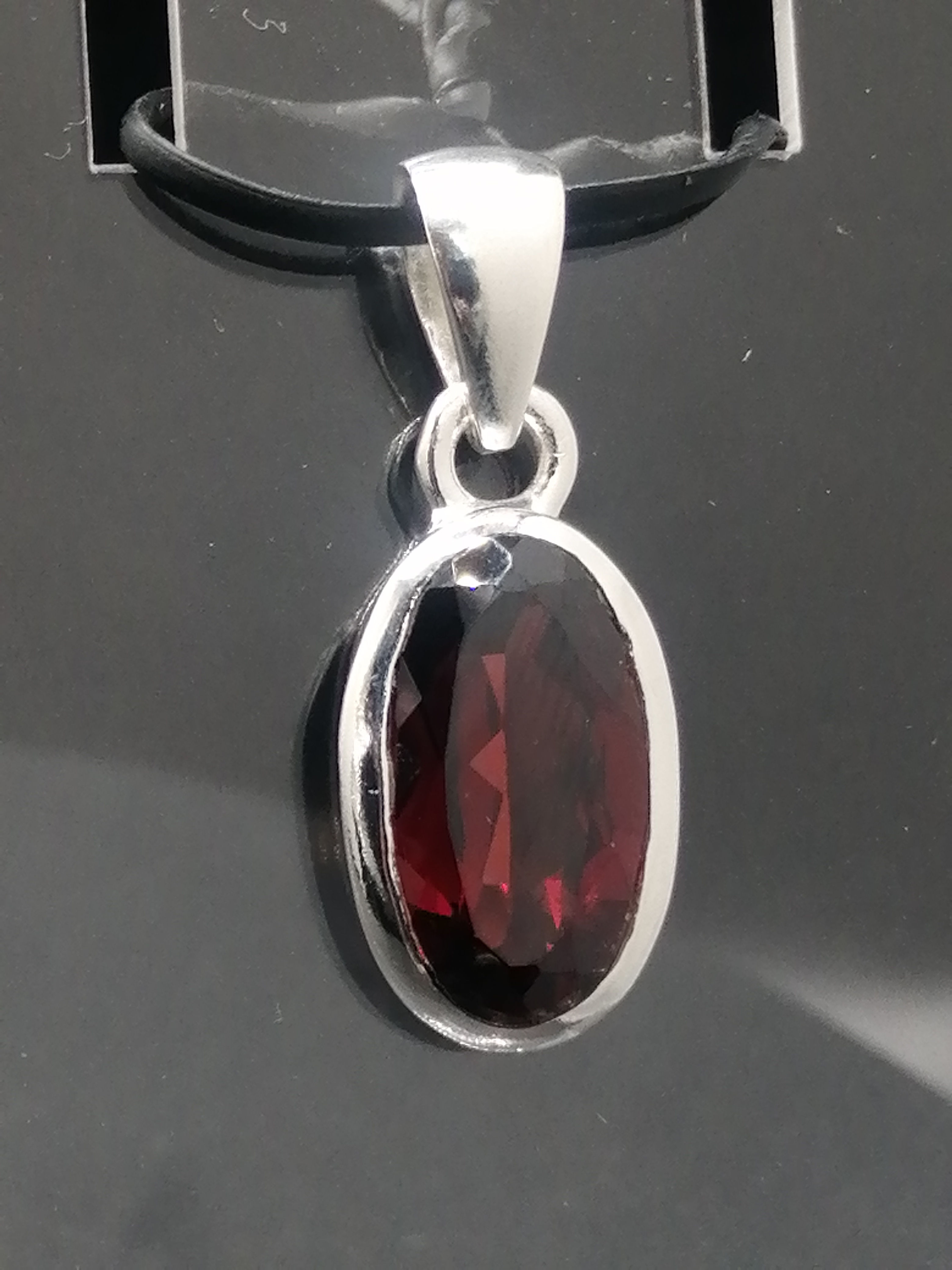 925 Silver Garnet Rub Over Oval Pendant