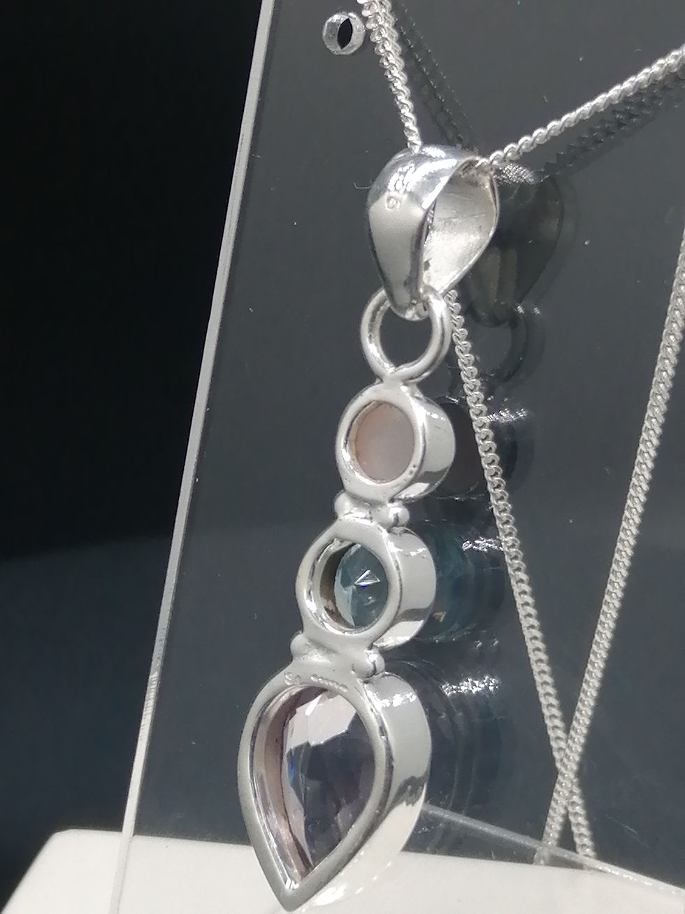 Thumbnail: 925 Silver Amethyst , Blue Topaz and Rose Quartz Droplet Pendant