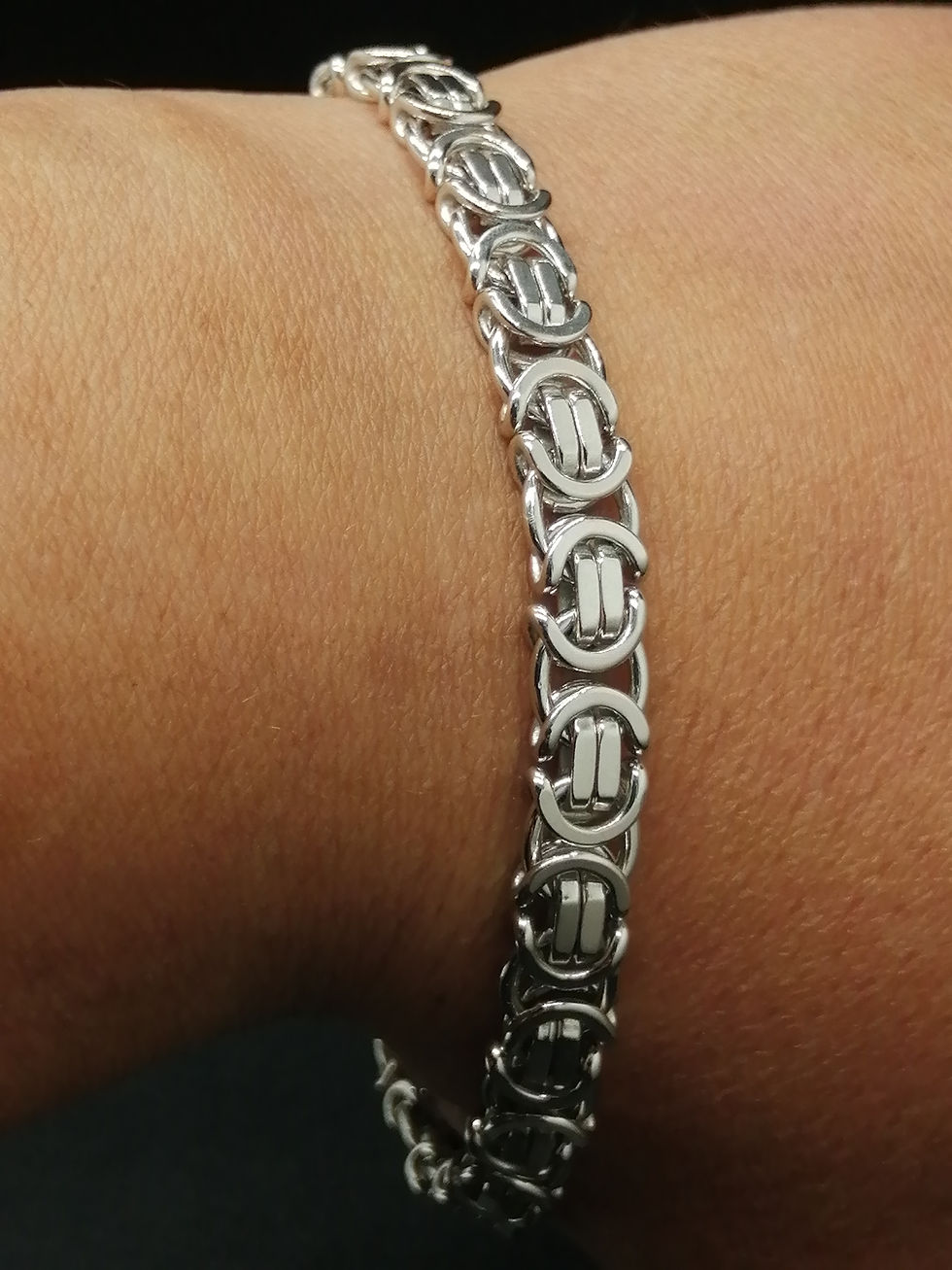 Thumbnail: 9ct White Gold Flat Byzantine Bracelet