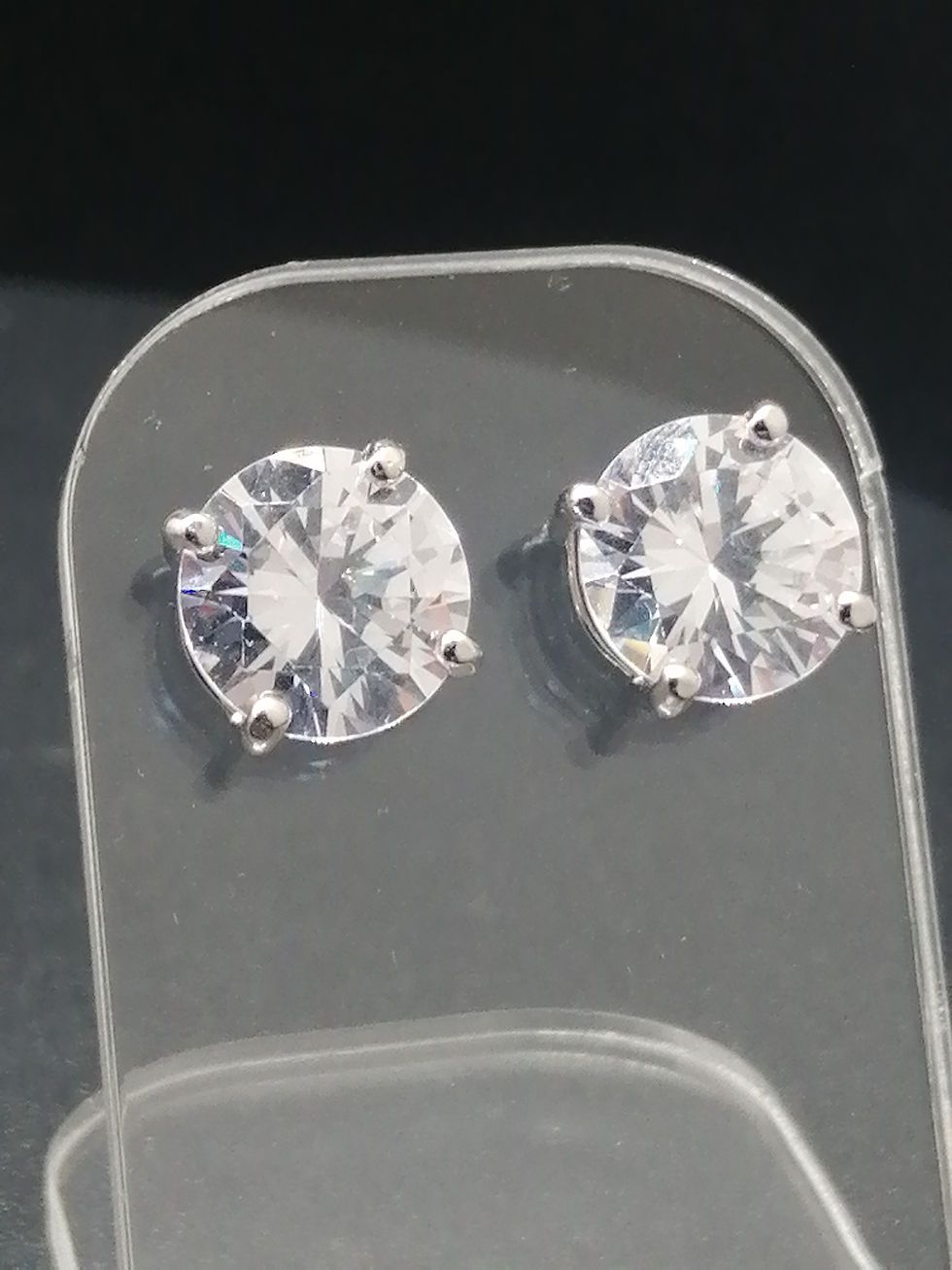 Thumbnail: 925 Silver CZ Round 4 Claw Stud Earrings