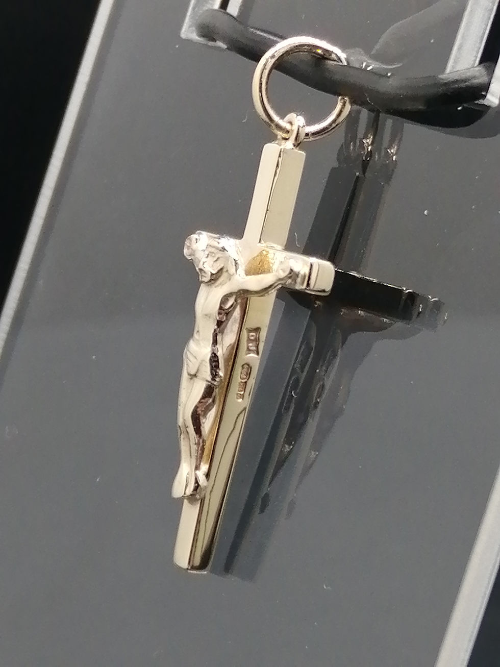 Thumbnail: 9ct Yellow Gold Crucifix Pendant