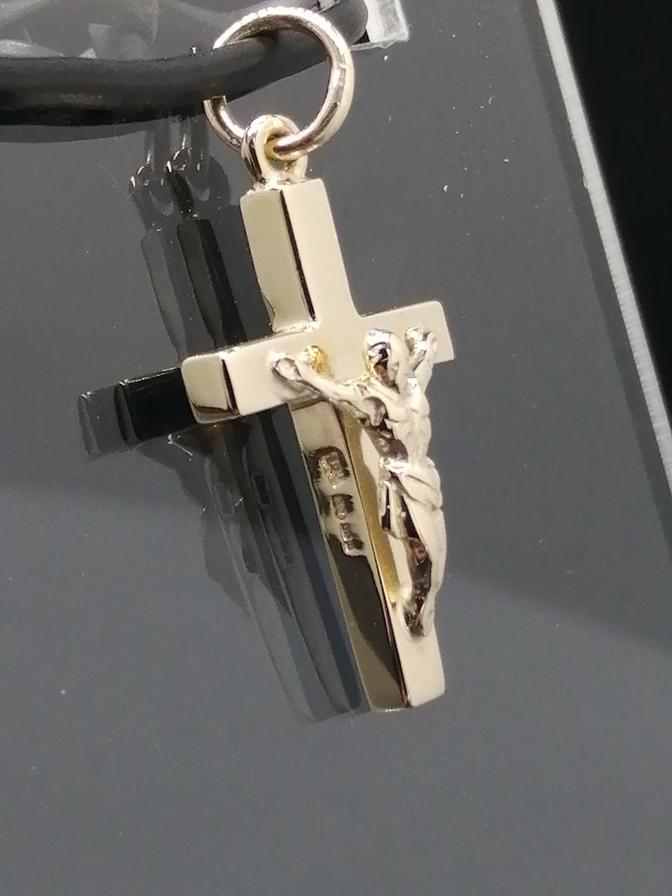 Thumbnail: 9ct Yellow Gold Crucifix Pendant
