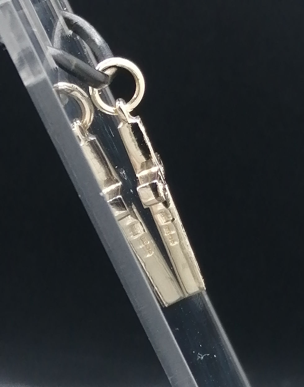 Thumbnail: 9ct Gold Engraved & Plain Reversible Cross Pendant