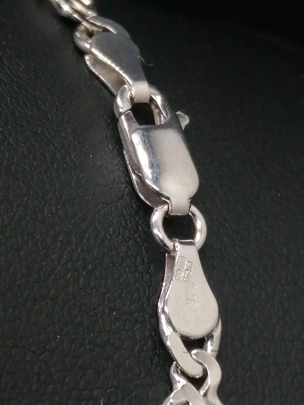 Thumbnail: 9ct White Gold Celtic Chain