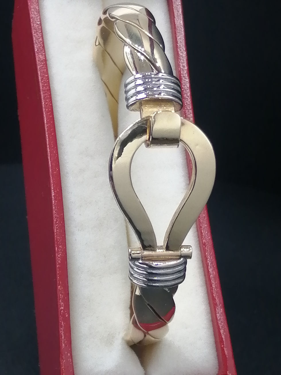 Thumbnail: 9ct Yellow Gold One Loop Bangle
