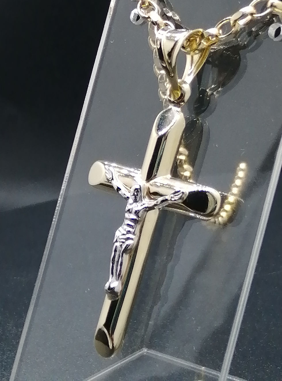 Thumbnail: 14ct Gold Crucifix Pendant