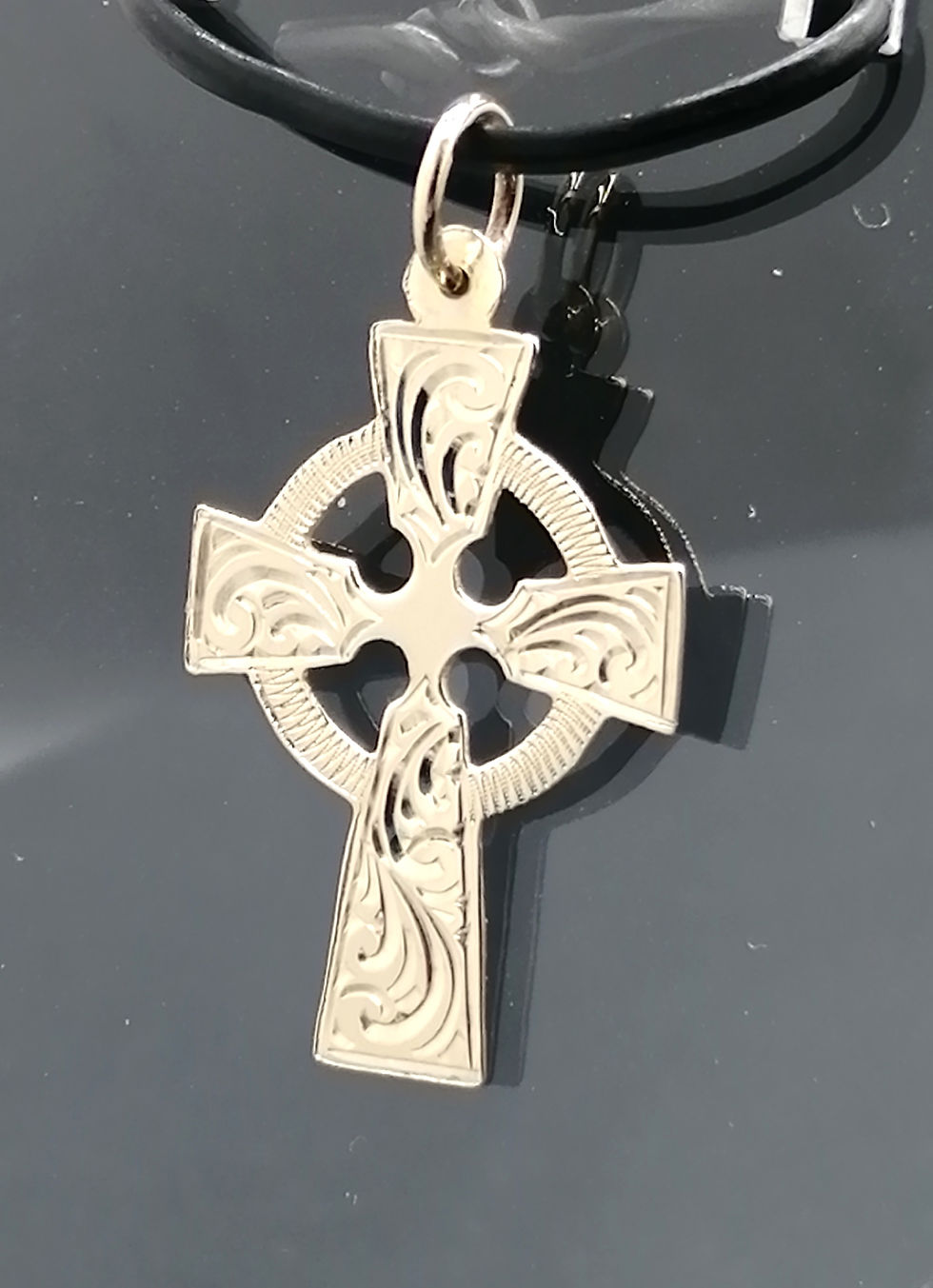 Thumbnail: 9ct Yellow Gold Celtic Cross Pendant