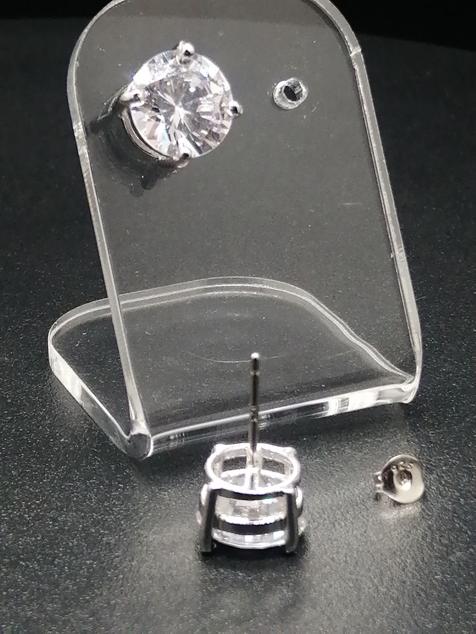 Thumbnail: 925 Silver CZ Round 4 Claw Stud Earrings