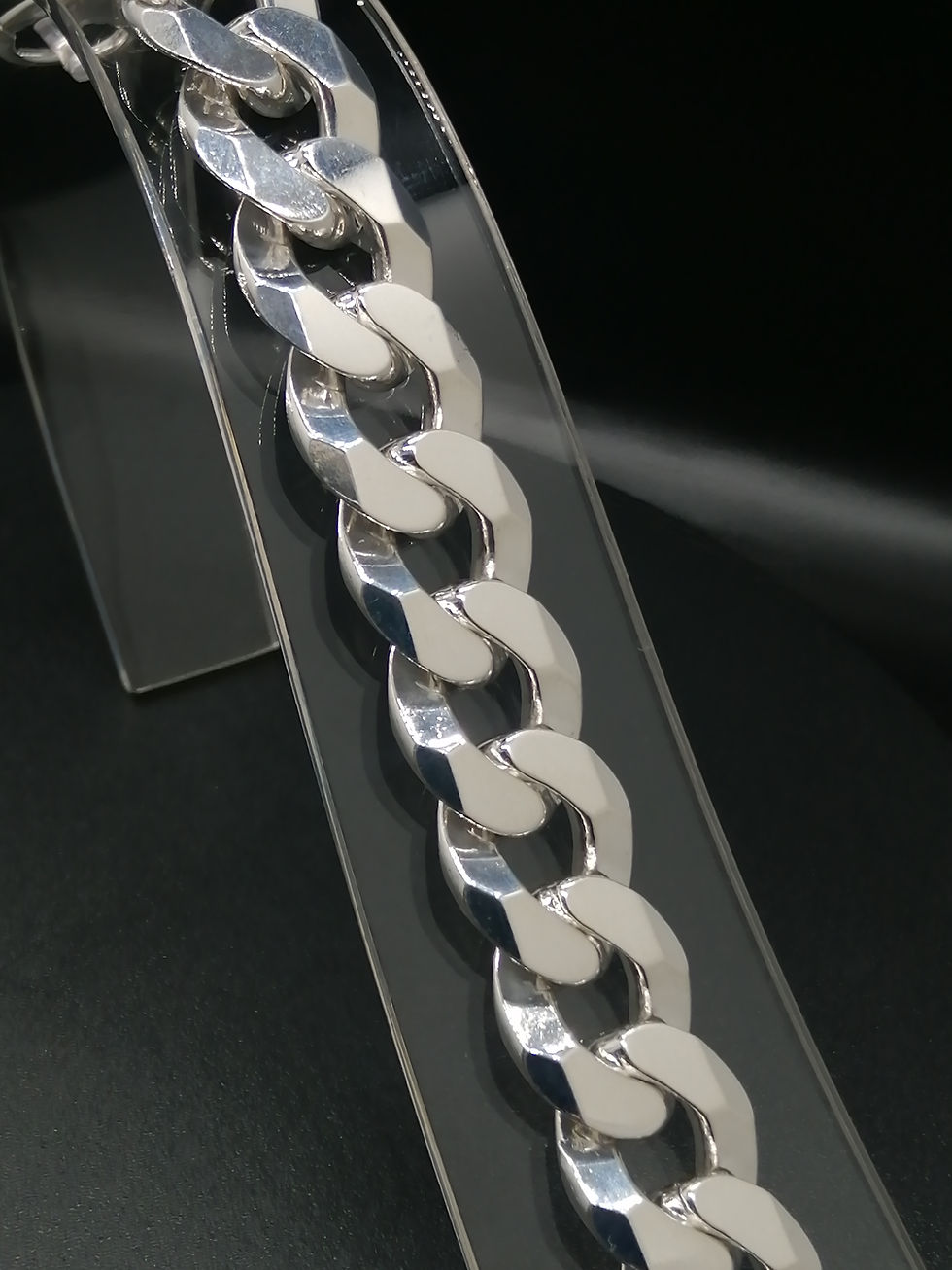 Thumbnail: 925 Silver Chunky Curb Bracelet