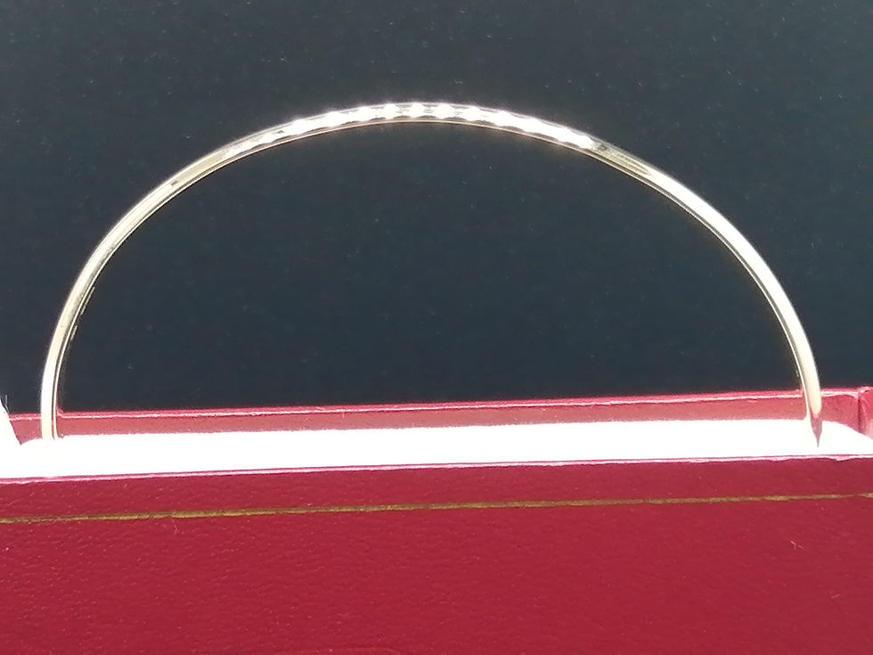 Thumbnail: 9ct Yellow Gold D-Shape Oval Push On Bangle