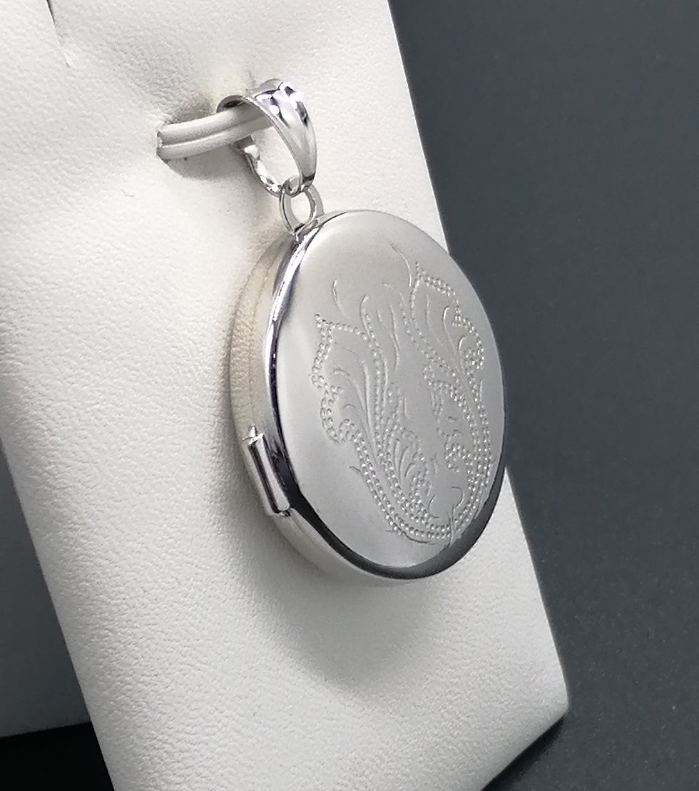 Thumbnail: 925 Silver Round Floral Dot Engraved Locket